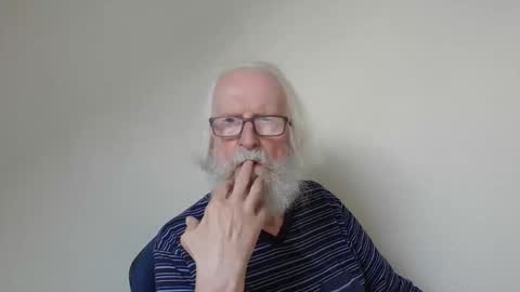 Somewhere over the rainbow online show from September 29, 2025, 3:06 pm