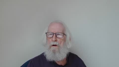 Snapshot of onanister chatting on October 30, 2025, 3:24 pm Somewhere over the rainbow online show from October 30, 2025, 3:24 pm