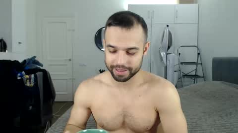 onebestlover online show from January 10, 2026, 8:27 am