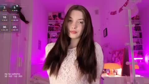 Snapshot of onecuteangel chatting on April 27, 2026, 3:32 pm Ana online show from April 27, 2026, 3:32 pm