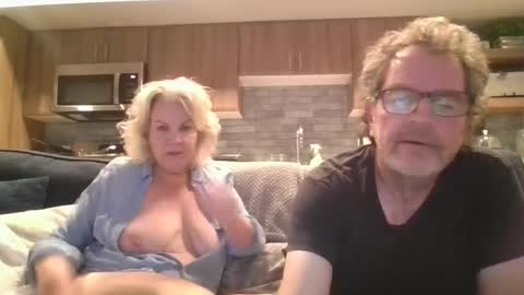 couple mature milf bigboobs curvy mommydaddy online show from January 10, 2025, 4:33 am