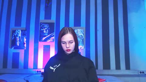 onessandra online show from October 10, 2025, 2:32 am