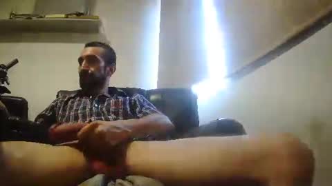 Giorgeo  Armani online show from February 25, 2025, 10:39 pm