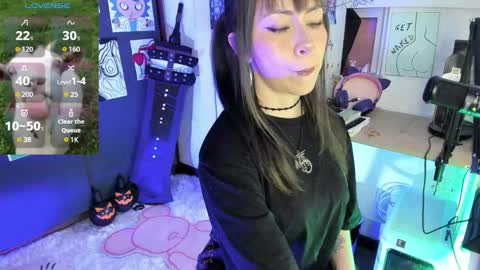 oni_dakotta online show from October 22, 2025, 12:05 pm