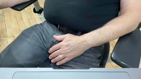 onlocationnyc online show from February 5, 2026, 11:20 pm