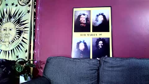 Snapshot of only1jtreasure chatting on February 4, 2025, 10:32 am Only1JTreasure online show from February 4, 2025, 10:32 am