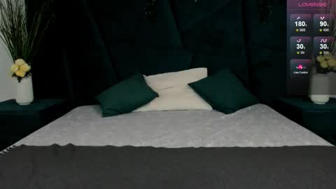 Erick  online show from November 17, 2025, 6:41 am