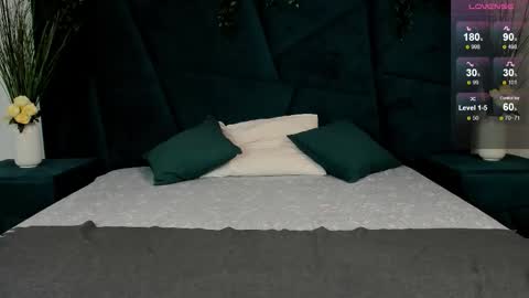 Erick  online show from November 19, 2025, 7:41 am