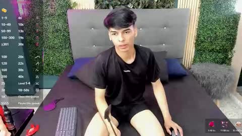 Snapshot of onlyjos_ chatting on September 23, 2025, 7:06 pm Josh - Schedule 1400 - 2200 online show from September 23, 2025, 7:06 pm