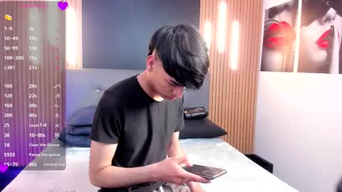 Snapshot of onlyjos_ chatting on October 31, 2025, 1:28 am Josh - Schedule 1400 - 2200 online show from October 31, 2025, 1:28 am