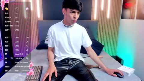 Snapshot of onlyjos_ chatting on November 16, 2025, 2:22 pm Josh - Schedule 1400 - 2200 online show from November 16, 2025, 2:22 pm