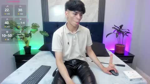 Snapshot of onlyjos_ chatting on December 20, 2025, 6:15 pm Josh - Schedule 1400 - 2200 online show from December 20, 2025, 6:15 pm