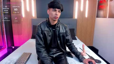 Snapshot of onlyjos_ chatting on January 9, 2026, 8:21 pm Josh - Schedule 1400 - 2200 online show from January 9, 2026, 8:21 pm