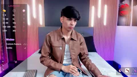 Snapshot of onlyjos_ chatting on January 12, 2026, 2:11 pm Josh - Schedule 1400 - 2200 online show from January 12, 2026, 2:11 pm