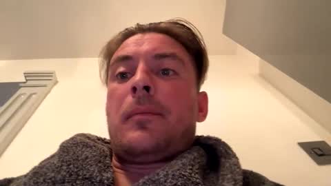 onlyloveyoutwice2016 online show from April 8, 2026, 11:59 pm