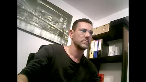 onlyprivate m35 online show from November 27, 2025, 2:52 pm