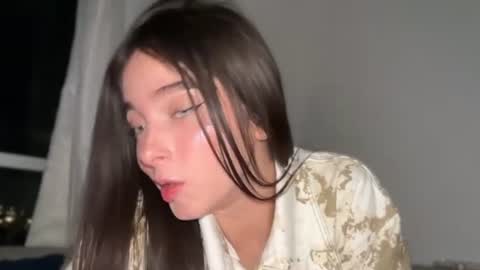 Sophia online show from June 21, 2026, 2:14 am