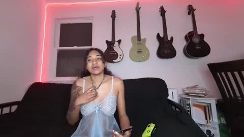 Snapshot of onlystrings chatting on February 8, 2025, 3:19 am Duo online show from February 8, 2025, 3:19 am