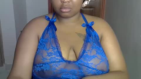 Snapshot of onlyyhazelbrown chatting on October 13, 2025, 1:05 am Patience online show from October 13, 2025, 1:05 am