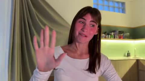 Helen online show from July 18, 2026, 10:24 pm