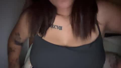 Snapshot of oohhellothere chatting on September 15, 2025, 5:18 am Miss Girly online show from September 15, 2025, 5:18 am