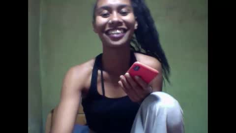 oolyette online show from September 8, 2025, 4:06 pm