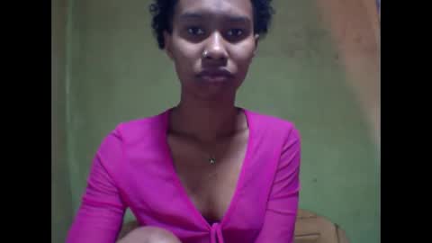 oolyette online show from September 13, 2025, 5:51 am