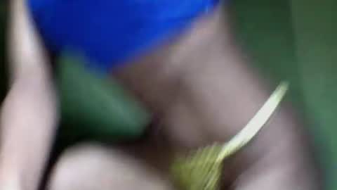 oolyette online show from October 6, 2025, 6:22 am