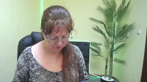 Vanessa online show from May 23, 2026, 5:01 am