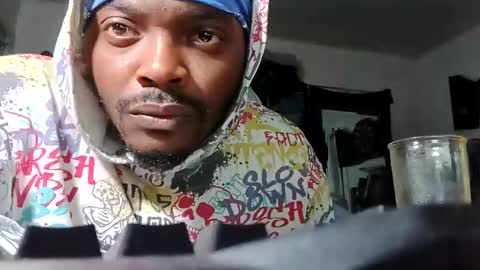 Snapshot of opaque772800 chatting on October 22, 2025, 11:37 pm opaque772800 online show from October 22, 2025, 11:37 pm