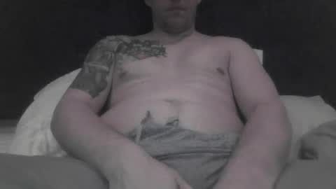 Snapshot of open_torequest chatting on January 1, 2025, 2:41 am open_torequest online show from January 1, 2025, 2:41 am