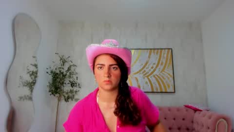Snapshot of ophelia_jade chatting on June 24, 2026, 5:39 am Ofelia Mara online show from June 24, 2026, 5:39 am