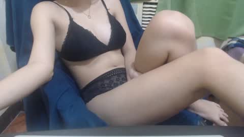 Snapshot of orgasm4ux chatting on December 4, 2024, 11:08 am orgasm4ux online show from December 4, 2024, 11:08 am