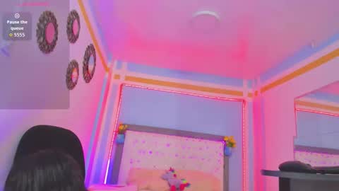 OrianaDollx online show from February 9, 2026, 12:42 pm