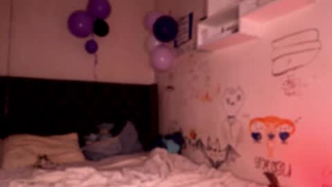 Snapshot of origamicat chatting on October 7, 2025, 1:08 pm origamicat online show from October 7, 2025, 1:08 pm