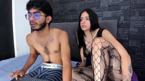 Snapshot of orion_perla chatting on December 8, 2024, 10:47 pm orion y perla online show from December 8, 2024, 10:47 pm