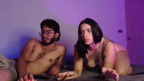 Snapshot of orion_perla chatting on October 24, 2025, 4:20 am orion y perla online show from October 24, 2025, 4:20 am