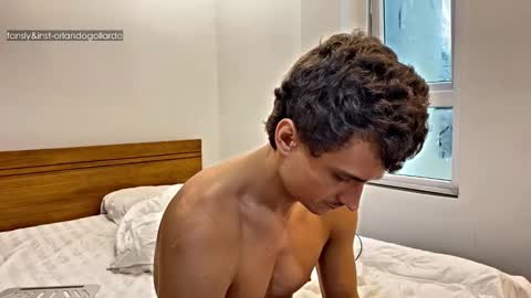 Fansly and Instagram -  online show from October 16, 2025, 7:31 am