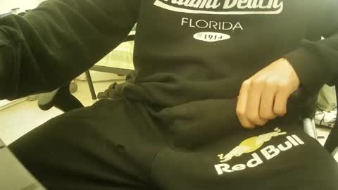 Snapshot of orobrus chatting on January 11, 2025, 4:46 pm Oroborus online show from January 11, 2025, 4:46 pm