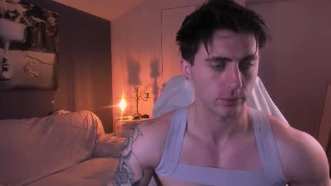 Oscar online show from September 22, 2025, 9:06 pm