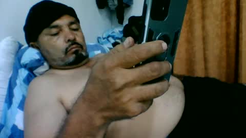Snapshot of oscarjhe3512 chatting on June 14, 2026, 2:24 am oscarjhe3512 online show from June 14, 2026, 2:24 am
