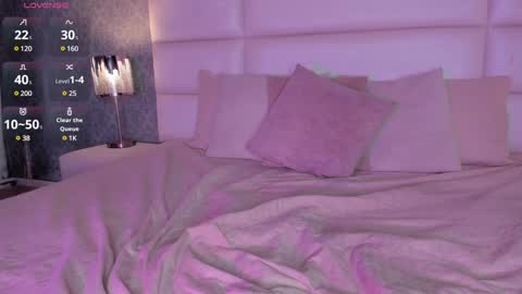 Osirismansour online show from December 15, 2024, 1:57 am