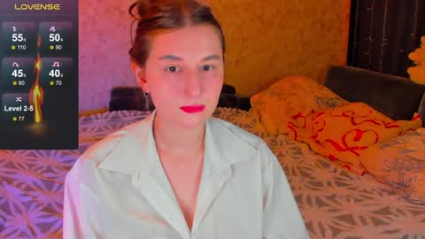 Snapshot of oskar_fucker chatting on February 7, 2025, 12:28 pm Leliana online show from February 7, 2025, 12:28 pm