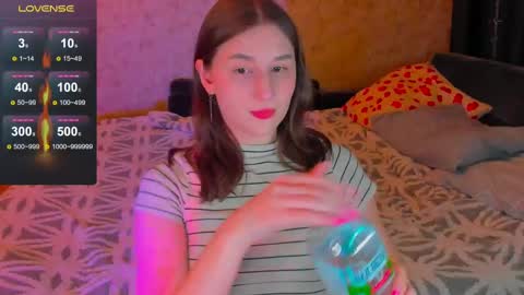 Snapshot of oskar_fucker chatting on March 2, 2025, 6:30 pm Leliana online show from March 2, 2025, 6:30 pm