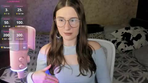 Snapshot of oskar_fucker chatting on November 15, 2025, 12:23 pm Leliana online show from November 15, 2025, 12:23 pm