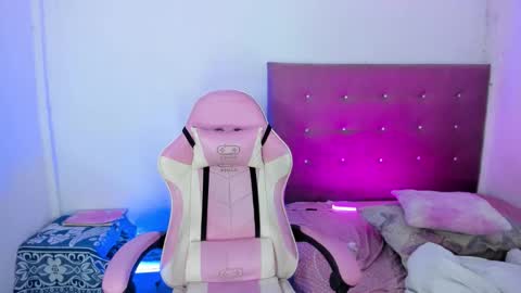 Maria   online show from March 8, 2026, 2:04 am