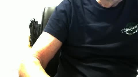 Ossi online show from December 4, 2025, 3:38 am