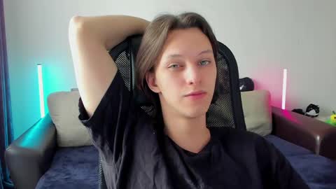 Ostin online show from April 5, 2026, 8:55 am