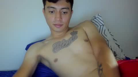 Snapshot of ostinn_ chatting on September 10, 2025, 6:13 am O S T I N online show from September 10, 2025, 6:13 am