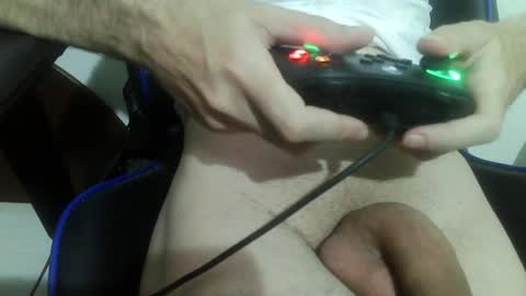 Snapshot of osyryx chatting on January 6, 2025, 2:48 am Lucas online show from January 6, 2025, 2:48 am